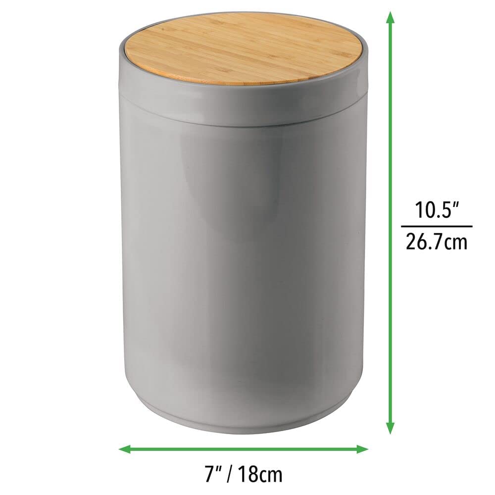 mDesign Swing Lid Bin – Bamboo and Plastic Rubbish Bin for Bathroom or Bedroom – Small Waste Bin with Swing Lid for Easy Access – Grey/Natural Natural/Gray