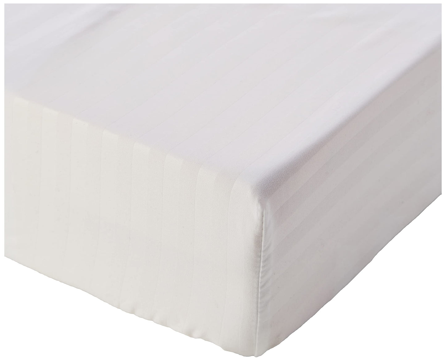 Amazon Basics Deluxe Microfiber Fitted Sheet, Super King - Bright White 180 x 200 x 30 cm