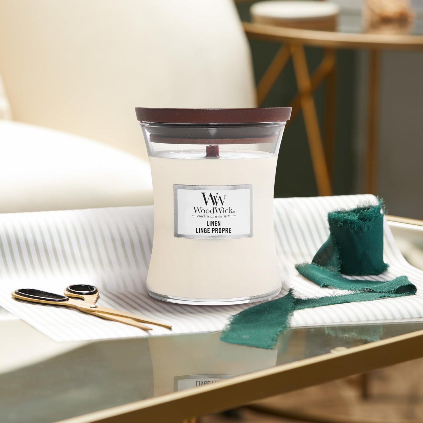 Woodwick Linen Medium Jar Candle White