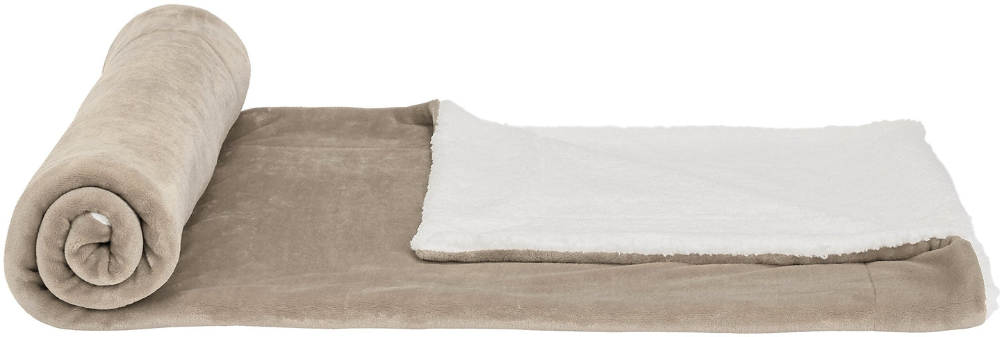 Amazon Basics Micromink Sherpa Throw Blanket, 220 x 240 cm, Taupe