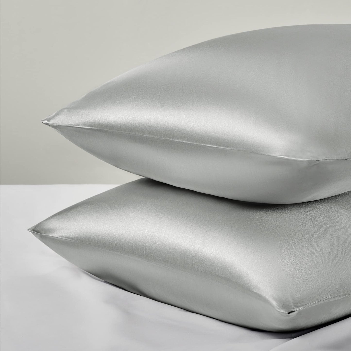 Bedsure Satin Pillow Cases 2 Pack - Grey Pillowcase for Hair and Skin Standard Size with Envelope Closure, 50 x 75 cm 01 - Grey 2pcs Pillowcases(50x75cm)