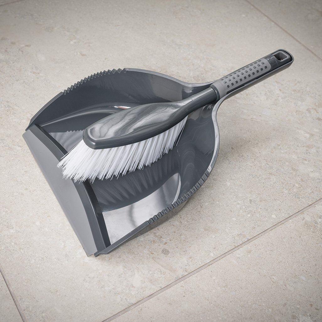 Addis ComfiGrip Dustpan and Brush with Rubber Lip and Dirt-trapping Bristles, Metallic Graphite, 11 x 23 x 35 cm 1