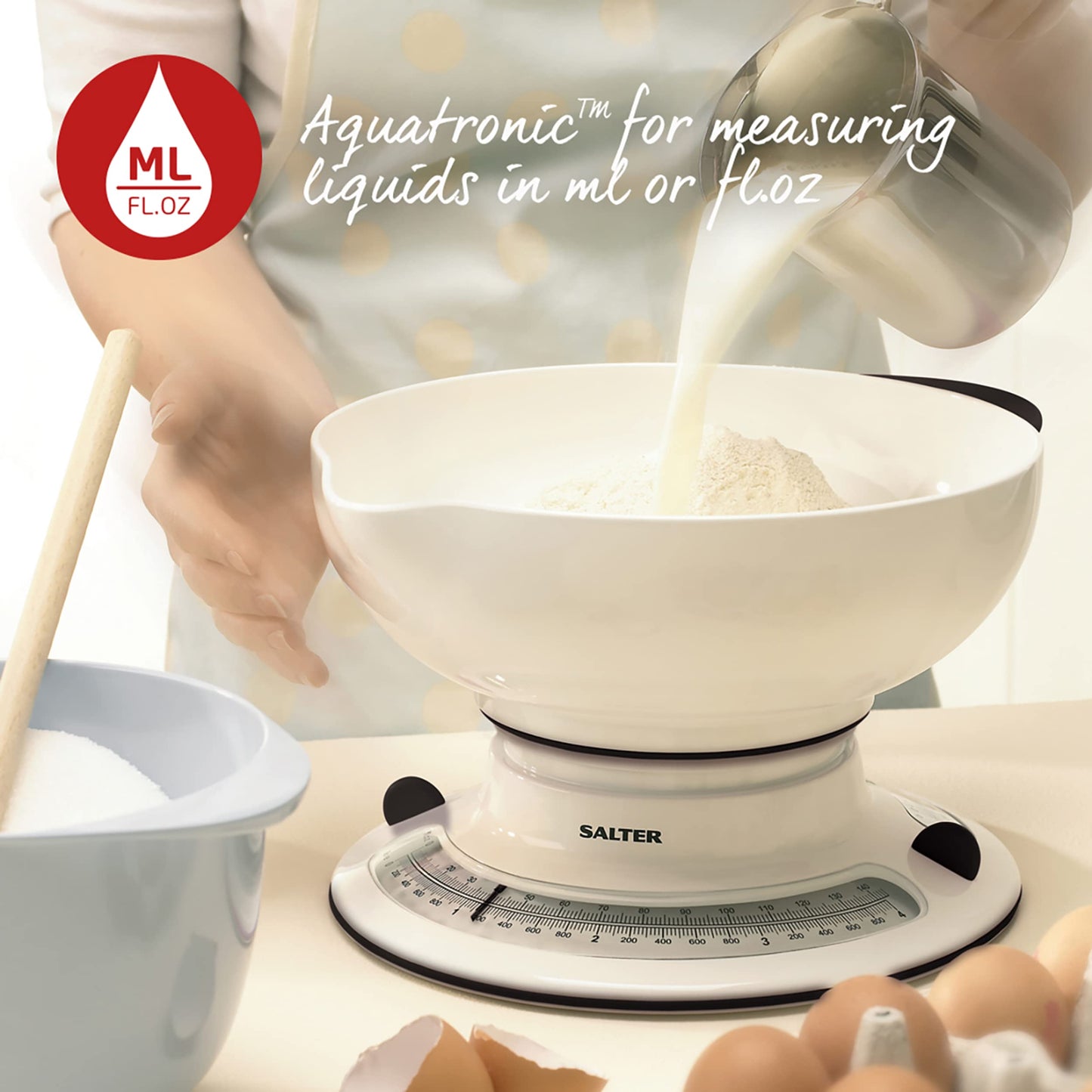 Salter 800 WHBKDR Aquaweigh Mechanical Scale - Measures Liquids & Fluids, Add & Weigh/Tare Function, Rotating Twin Dial, Pouring Spout, 2.6 L Bowl & Easy Storage, Max 4 kg, Baking/Cooking, White AquaWeigh Mechanical Kitchen Scale