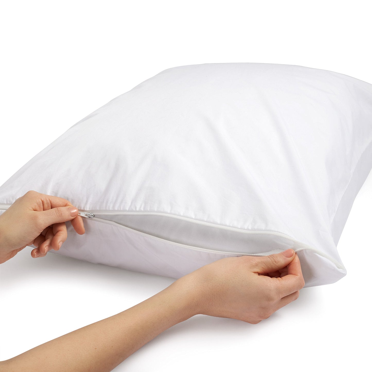 Amazon Basics King, Cotton, White, Pillows Not Included