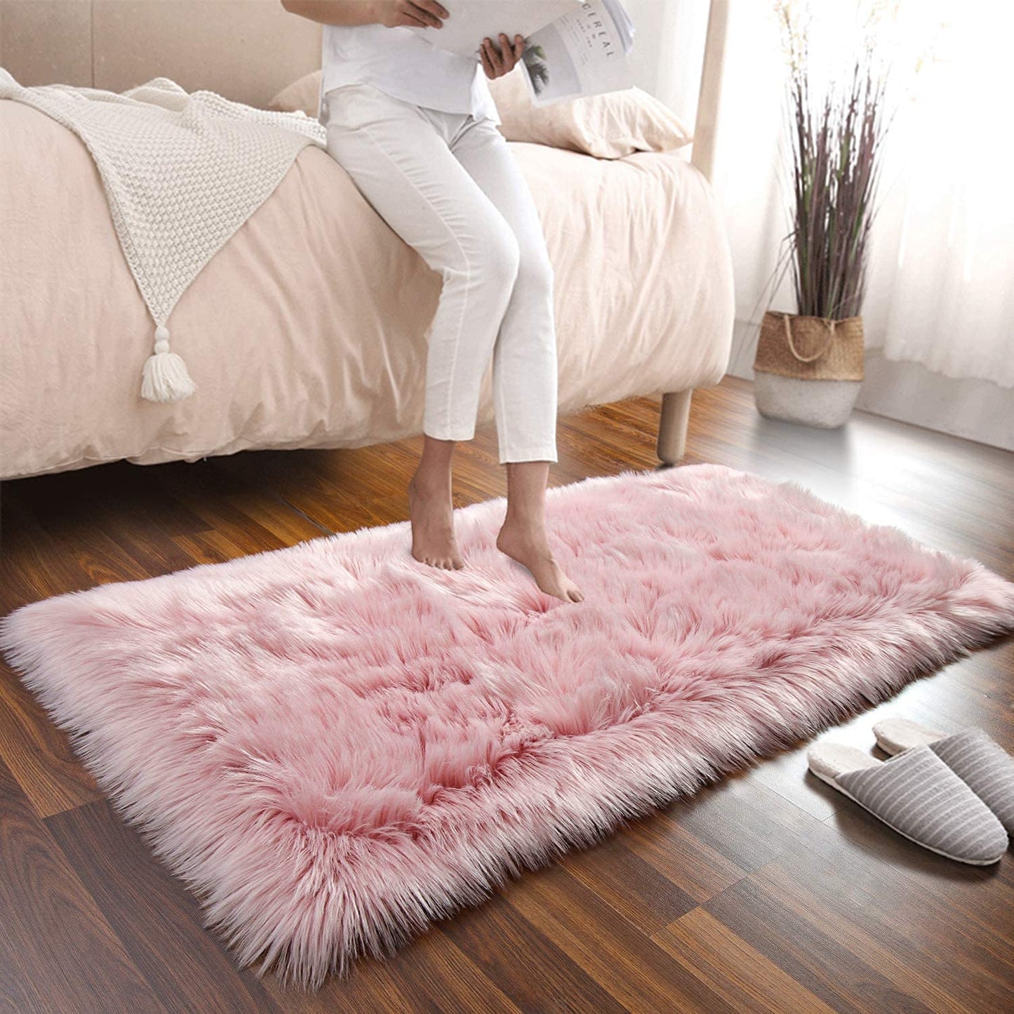 Faux Sheepskin Rug Fluffy Rug,Fluffy Area Small Rugs Shaggy Rugs for Bedroom Rug Fluffy Sofa Floor Carpet Home Decoration Pink Rugs (Pink 27.5 x 53.1 inch) 27.5(W) x 53.1(L) inch