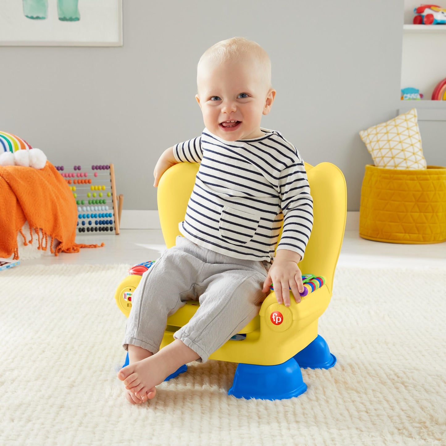 Fisher-Price Laugh & Learn Smart Stages Chair, Interactive Musical Toddler Toy with 150 Songs, Sounds, Tunes, and Phrases, UK English Edition, For 12 Months and Up, Yellow, GXC32 English, UK - Yellow