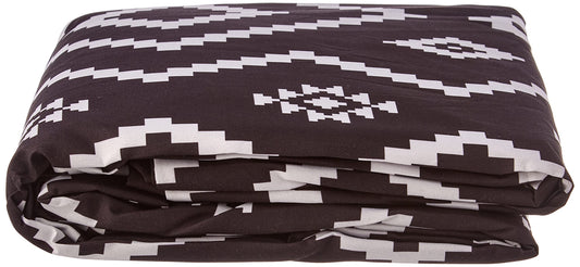 Amazon Basics Microfiber Duvet Cover Set, Light weight – 230 x 220 cm, King - Black Aztec 50 x 80 cm x 2 Chevron