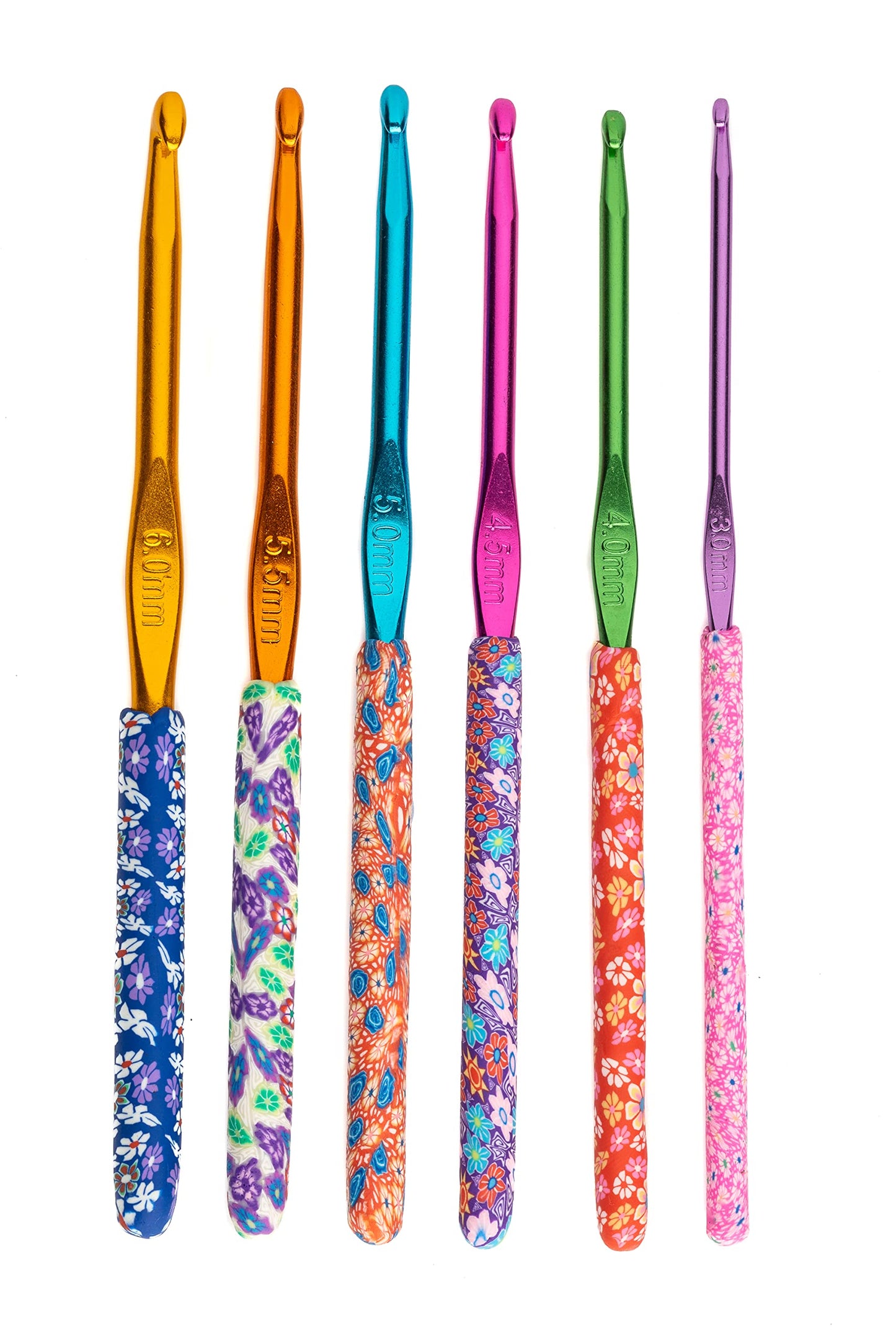 The Quilted Bear Crochet Hook Set - Premium Soft Grip Floral Hooks with Ergonomic Polymer Clay Handle 12 (2mm, 2.5mm, 3mm, 3.5mm, 4mm, 4.5mm, 5mm, 5.5mm, 6mm, 6.5mm, 7mm & 8mm) Set of 12