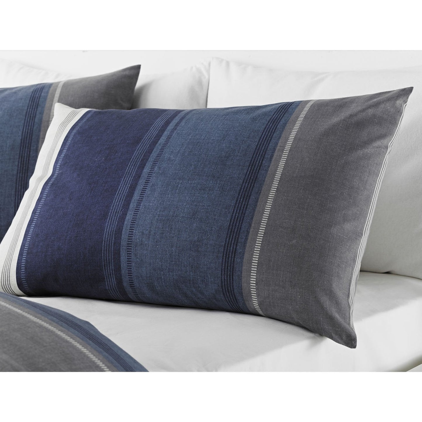 Fusion - Betley - Classic Wide Stripe Duvet Cover Set -3 pieces, Double Bed Size in Blue