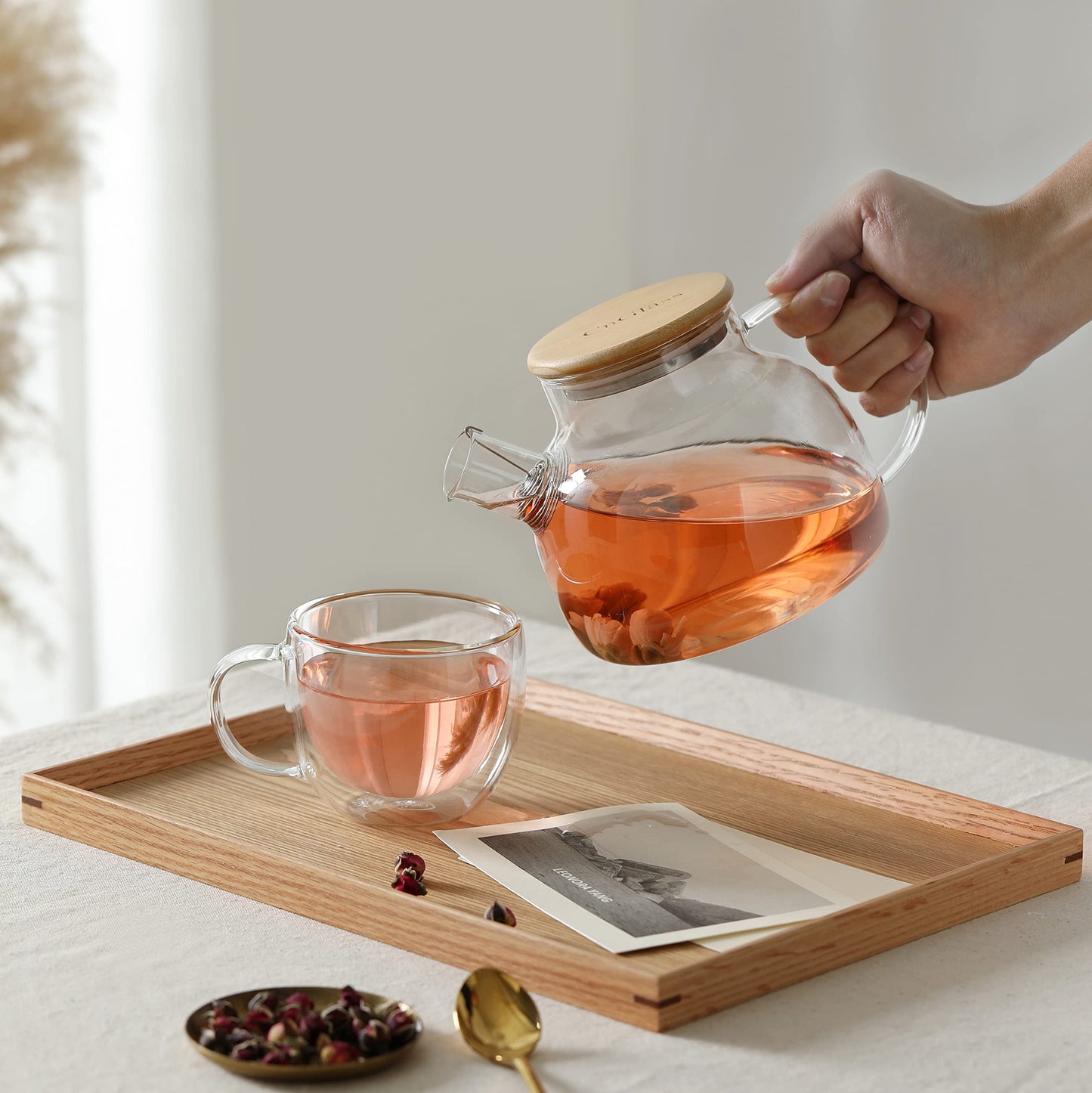 CnGlass Glass Teapot Stovetop Safe with Bamboo Lid,900ml/30.4oz Clear Teapots with Removable Infuser,Glass Tea Kettle for Loose Leaf and Blooming Tea 900ml/30.4oz