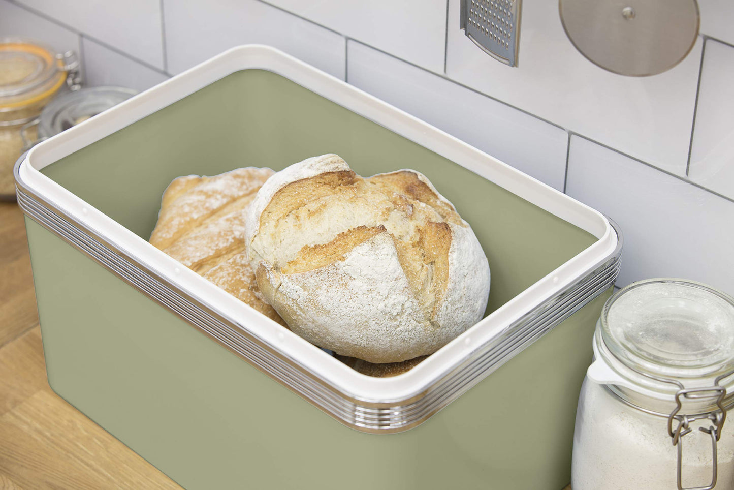 Swan SWKA1010GN Retro Bread Bin, Metal, 18 Litre, Green Green (Retro)