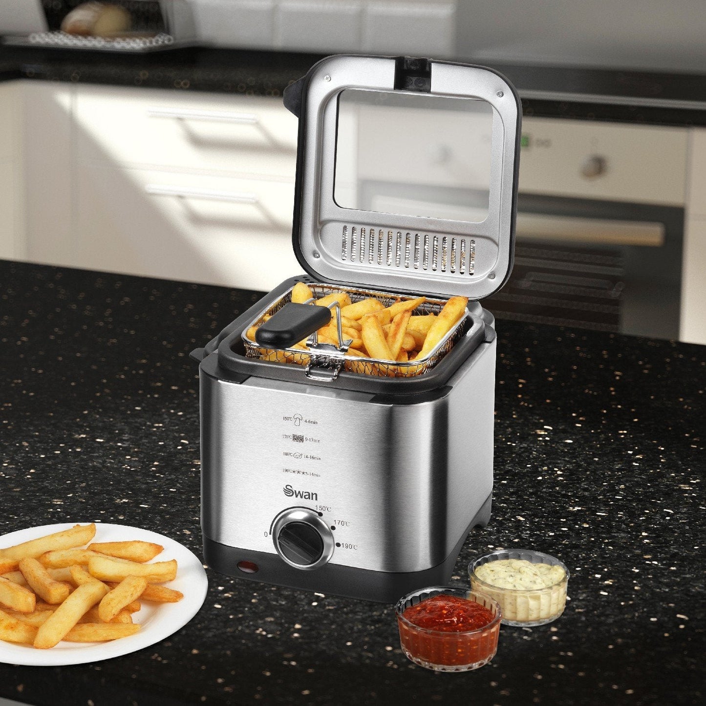 Swan 1.5 litre Stainless Steel Fryer with Viewing Window, Easy Clean and Adjustable Temperature Control - 900 W, Silver SD6060N