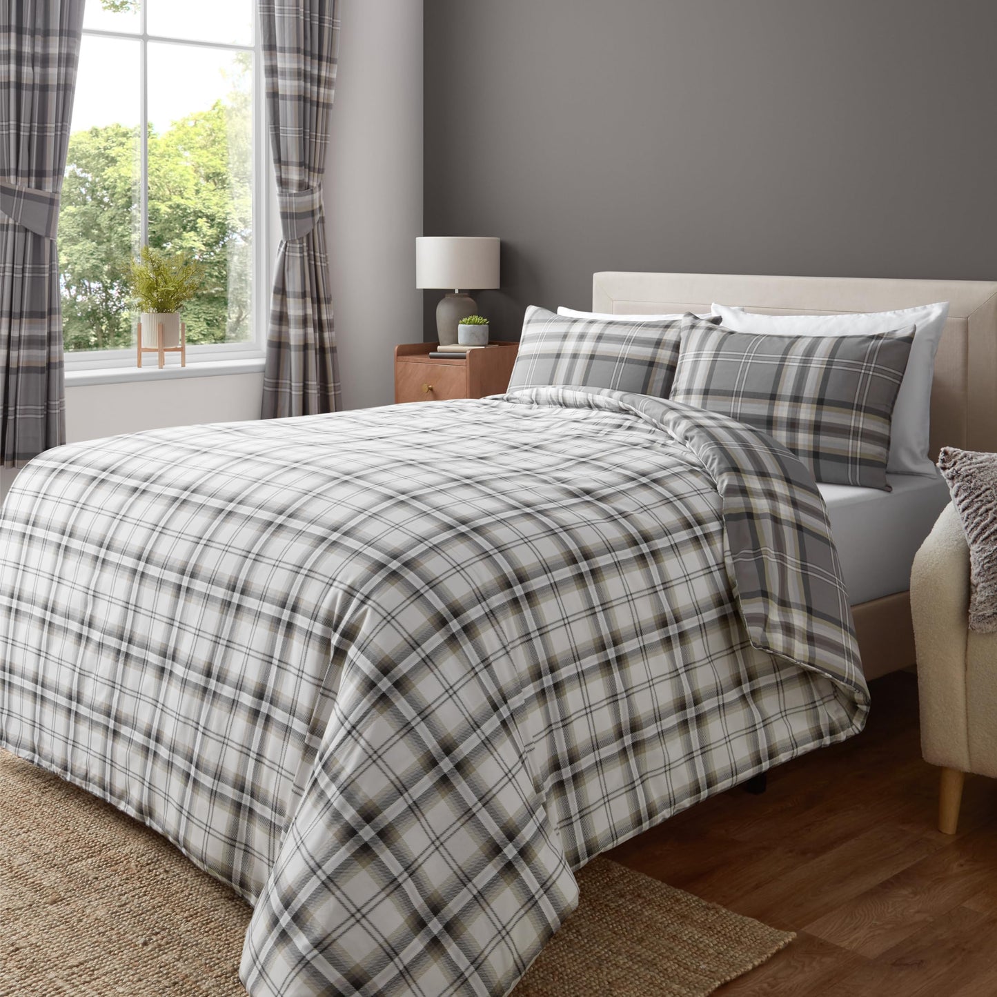 Catherine Lansfield Kelso Check Reversible King Duvet Cover Set with Pillowcases Charcoal Grey King Duvet Set