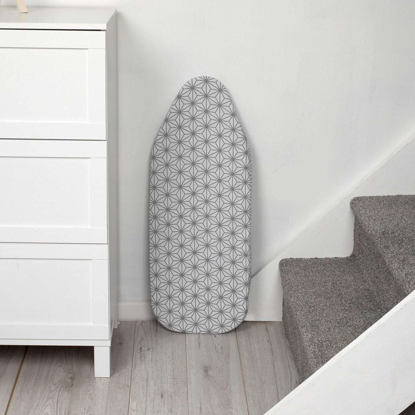 Russell Hobbs LA054012 Table Top Ironing Board – Small Foldable Ironing Table, Non-Slip Feet, Lightweight & Compact, 100% Machine Washable Cotton Cover, Travel/Small Homes, Left & Right-Handed Users