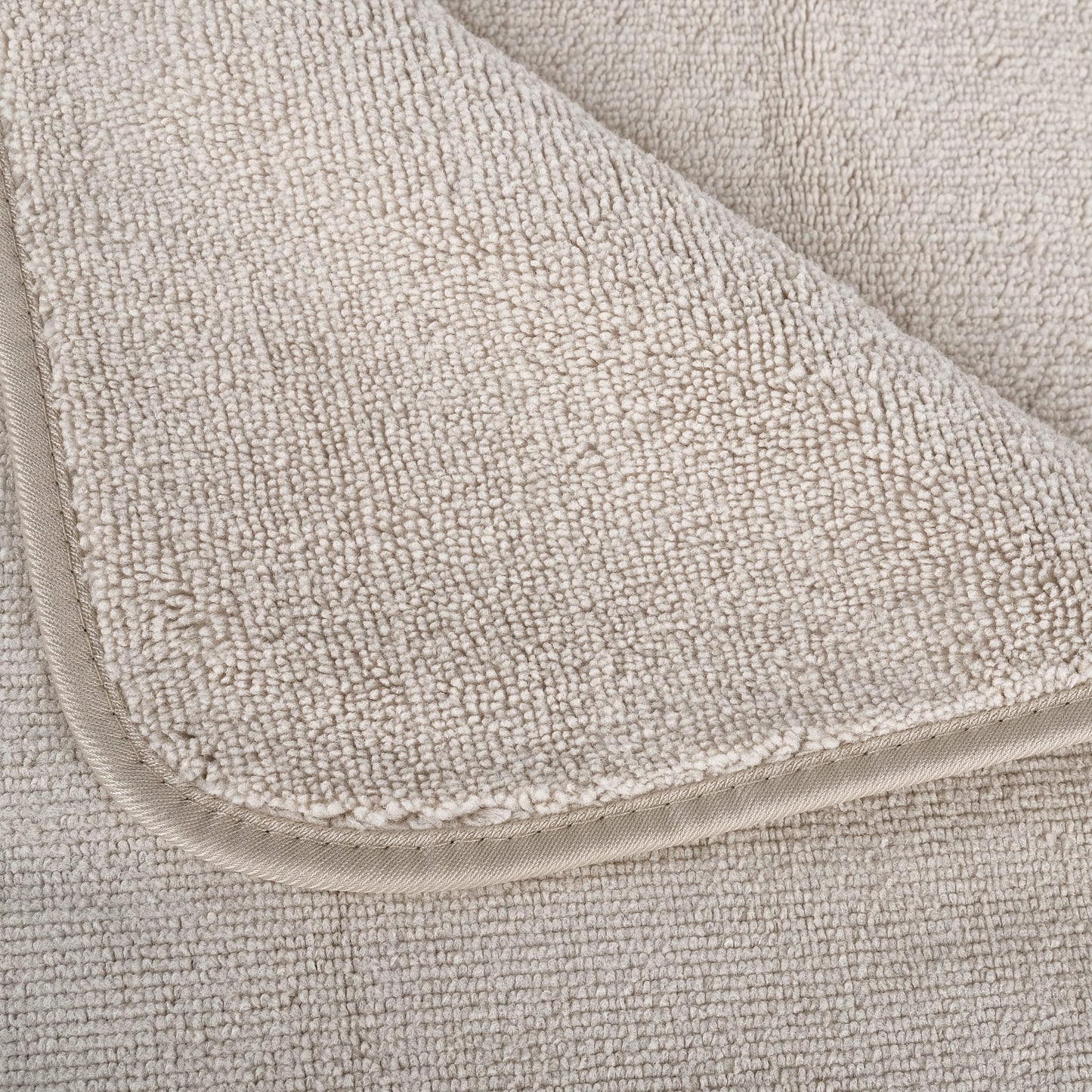 POLYTE Quick Dry Lint Free Microfibre Bath Towel, 76 x 145 cm, Pack of 4 (Beige) Beige